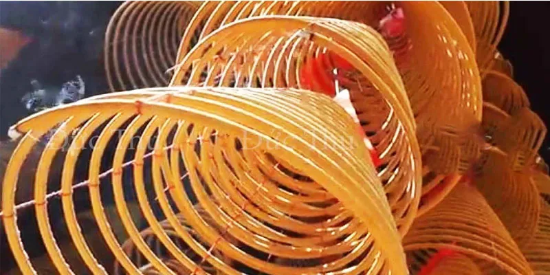 Xin số bằng nhang vòng